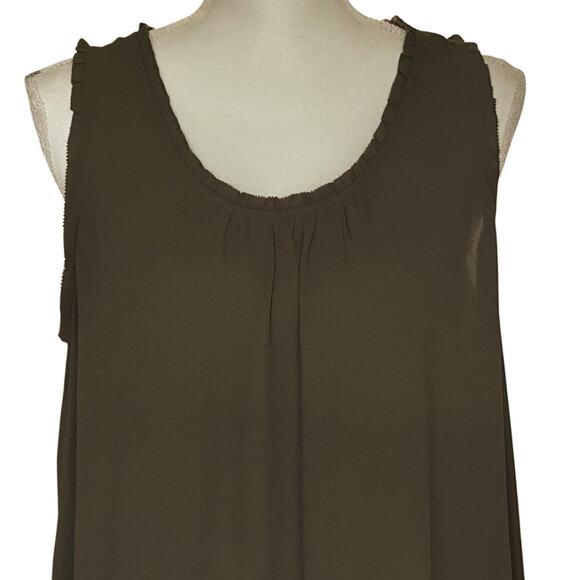 LOFT Women's Ruffle Scoop Tank in Olive Green-Size LP - Picture 2 of 5
